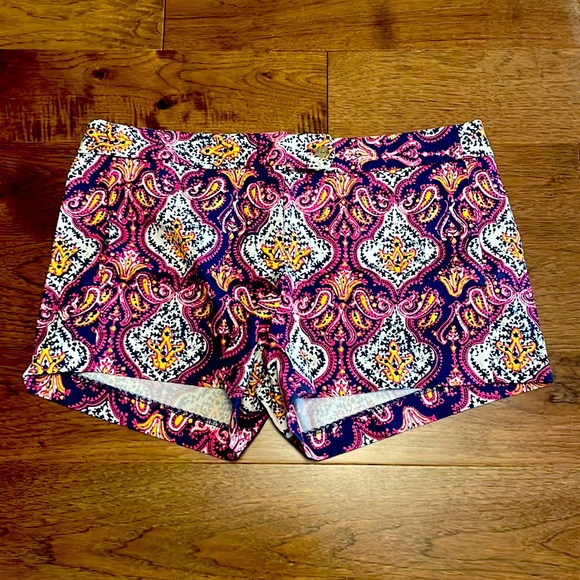 J. CREW Pink Blue Yellow Paisley Pattern Stretch City Fit Chino Shorts SZ 10 - Picture 1 of 7